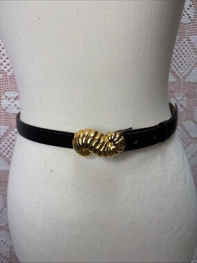 Saks Fifth Avenue Vintage Genuine Reptile Leather Belt Gold Knot Buckle